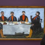 Environ 50 oeuvres de l'artiste géorgien Niko Pirosmani (1862-1918) sont exposées jusqu'au 24 janvier prochain à la Fondation Beyeler à Riehen (BS).